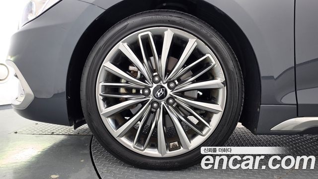Hyundai Grandeur (IG) 3.0 Exclusive Special 2017 — фото 5