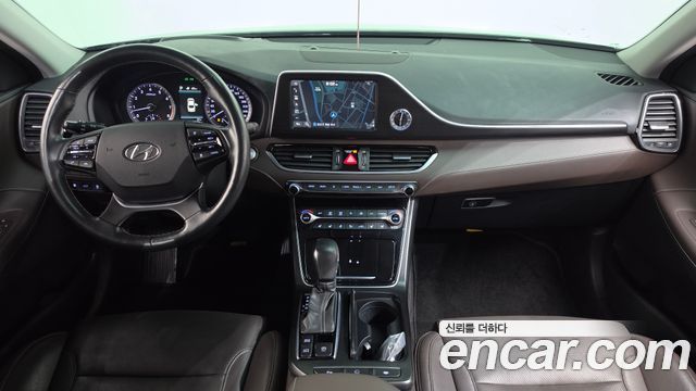 Hyundai Grandeur (IG) 3.0 Exclusive Special 2017 — фото 7