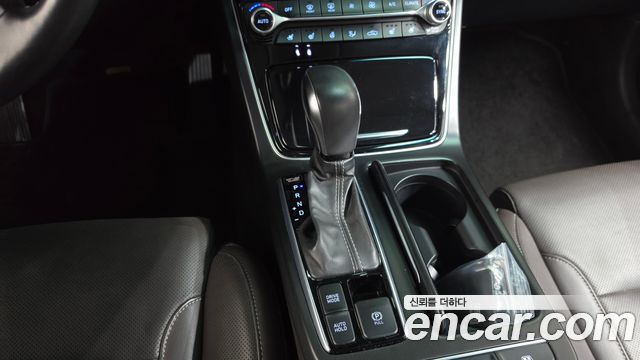 Hyundai Grandeur (IG) 3.0 Exclusive Special 2017 — фото 9