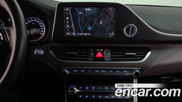 Hyundai Grandeur (IG) 3.0 Exclusive Special 2017 — фото 13