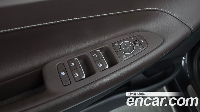 Hyundai Grandeur (IG) 3.0 Exclusive Special 2017 — фото 28