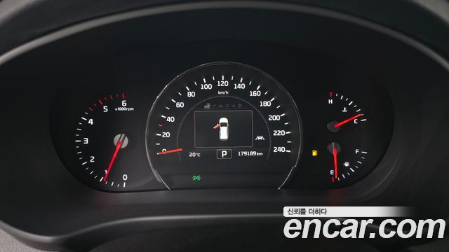 Kia Sorento Diesel 2.2 4WD Noblesse Special 2016 — фото 8
