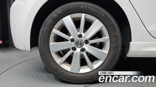 Volkswagen Golf (VI) 1.6 TDI Blue Motion StyleEdition 2013 — фото 5