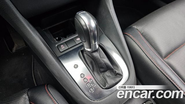 Volkswagen Golf (VI) 1.6 TDI Blue Motion StyleEdition 2013 — фото 9