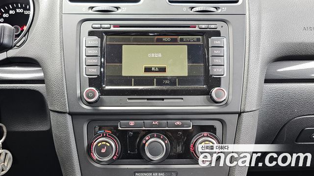 Volkswagen Golf (VI) 1.6 TDI Blue Motion StyleEdition 2013 — фото 14