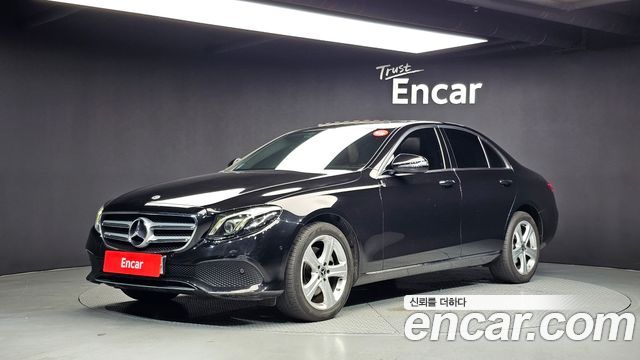 Mercedes-Benz E-Class (W213) E220d Avantgarde 2018 — фото 1