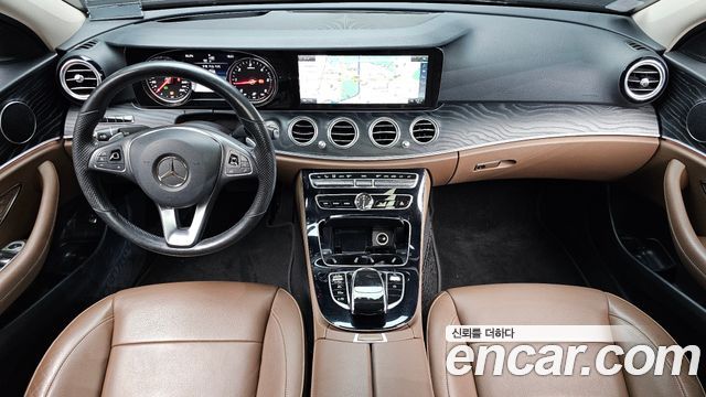 Mercedes-Benz E-Class (W213) E220d Avantgarde 2018 — фото 7