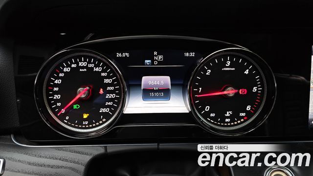 Mercedes-Benz E-Class (W213) E220d Avantgarde 2018 — фото 8