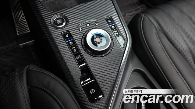 Kia Niro Signature 2023 — фото 9