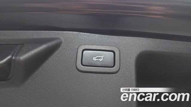Land Rover Discovery Sport 2.0 TD4 SE 2017 — фото 27