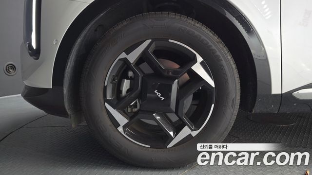 Kia Sportage (V) Gasoline 1.6 Turbo 2WD Signature 2025 — фото 5