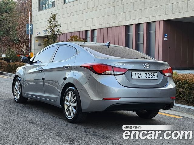 Hyundai Avante 1.6 VGT Modern Standard 2015 — фото 5