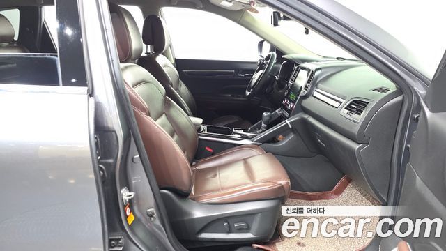 Renault Korea QM6 Diesel 4WD RE Signature 2017 — фото 26