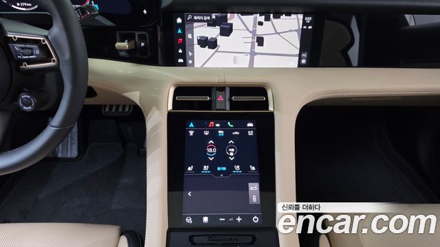 Porsche Taycan GTS 2025 — фото 17