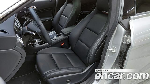 Mercedes-Benz CLA-Class (C117) CLA250 2017 — фото 10