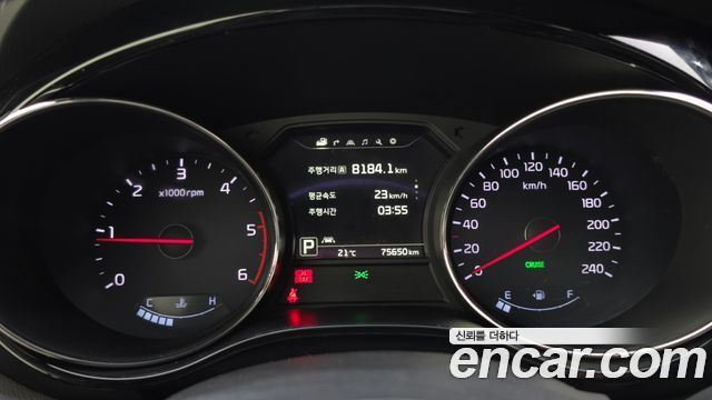 Kia Carnival 9-seater Noblesse 2016 — фото 8