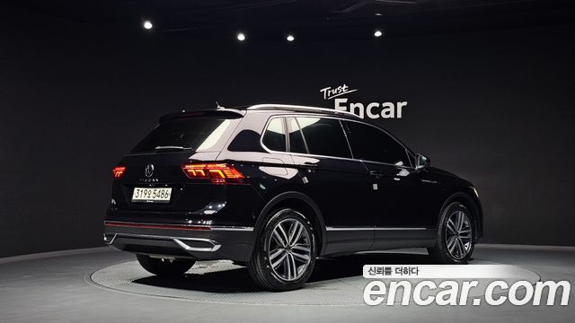 Volkswagen Tiguan (II) 2.0 TDI Prestige 2021 — фото 2