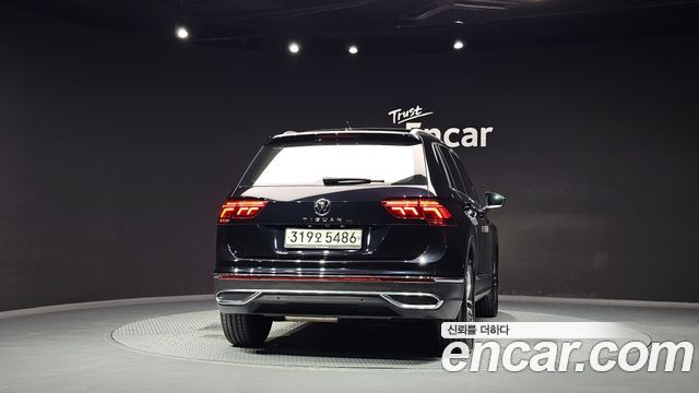 Volkswagen Tiguan (II) 2.0 TDI Prestige 2021 — фото 4