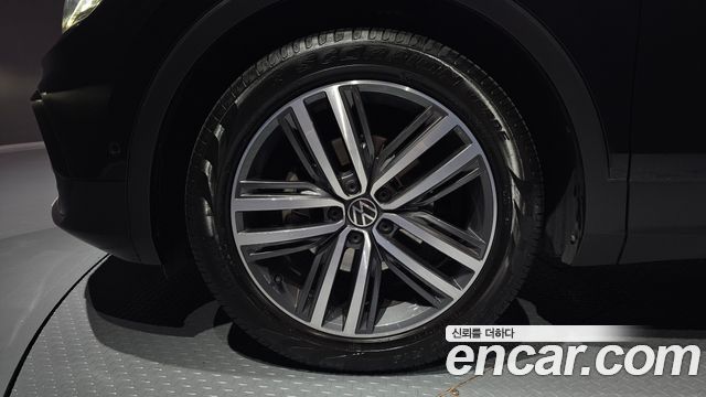 Volkswagen Tiguan (II) 2.0 TDI Prestige 2021 — фото 5