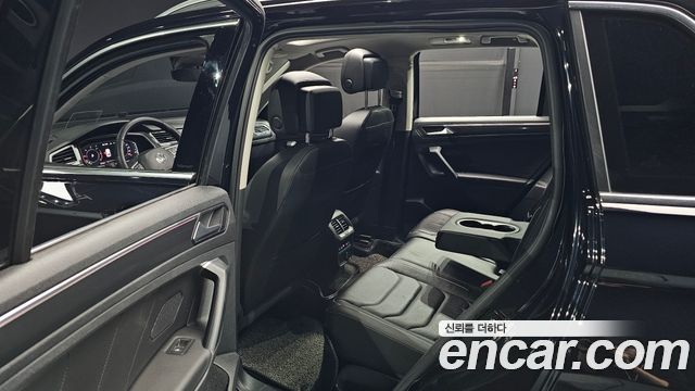 Volkswagen Tiguan (II) 2.0 TDI Prestige 2021 — фото 12