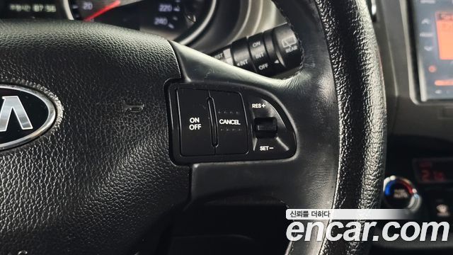Kia Sportage R Diesel 2WD Prestige 2014 — фото 15