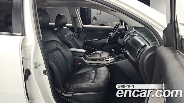 Kia Sportage R Diesel 2WD Prestige 2014 — фото 26