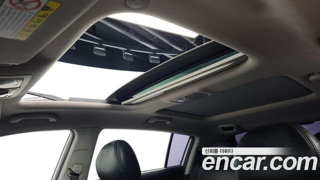 Kia Sportage R Diesel 2WD Prestige 2014 — фото 32