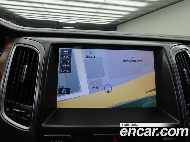 Hyundai Equus (New) VS380 Prestige VVIP PACK 2012 — фото 17