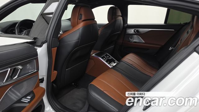 BMW 8 Series (G15) M850i xDrive Gran Coupe 2023 — фото 26