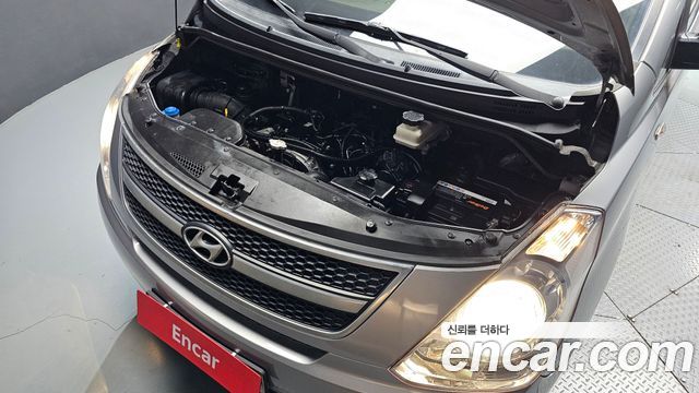 Hyundai Grand Starex 3-Seater VAN CVX Luxury 2015 — фото 6