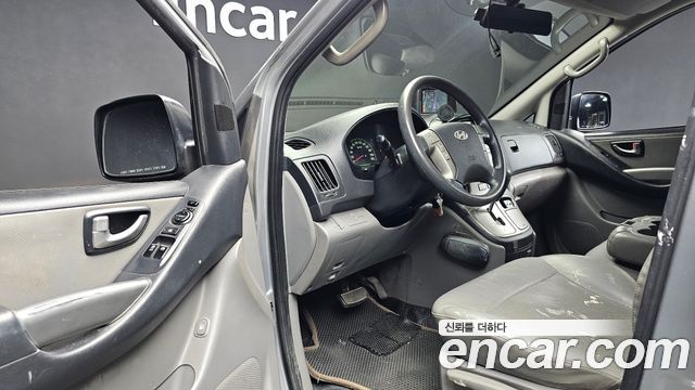 Hyundai Grand Starex 3-Seater VAN CVX Luxury 2015 — фото 10
