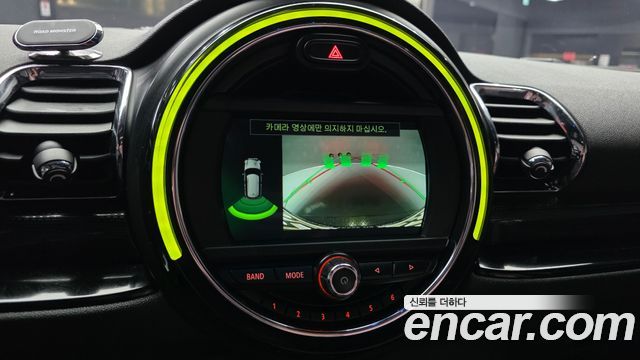 MINI Cooper Clubman Standard 2nd 2018 — фото 15