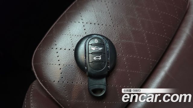 MINI Cooper Clubman Standard 2nd 2018 — фото 30