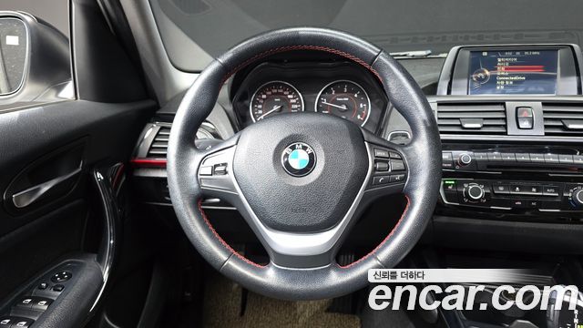 BMW 1 Series (F20) 118d Sport 5Door 2016 — фото 12