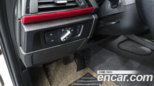 BMW 1 Series (F20) 118d Sport 5Door 2016 — фото 20