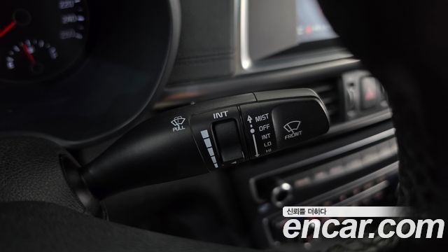 Kia K5 Hybrid (II) Noblesse 2016 — фото 19