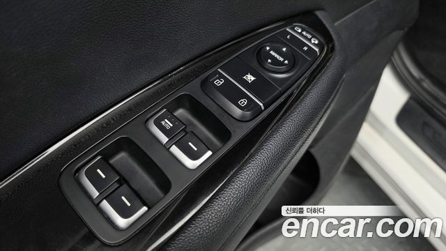 Kia K5 Hybrid (II) Noblesse 2016 — фото 20