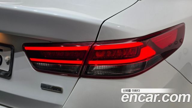 Kia K5 Hybrid (II) Noblesse 2016 — фото 23