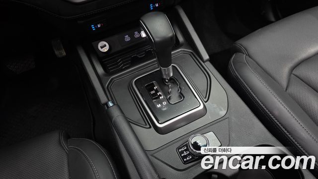 KG Mobility (SsangYong) Rexton Sports Khan Diesel 2.2 4WD Culman Prestige 2024 — фото 9