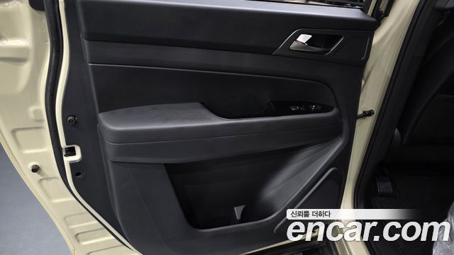 KG Mobility (SsangYong) Rexton Sports Khan Diesel 2.2 4WD Culman Prestige 2024 — фото 25