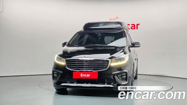 Kia Carnival Gasoline 9-Seater Hi-Limousine Noblesse Special 2019 — фото 3
