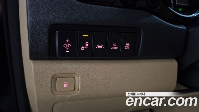 Kia Carnival Gasoline 9-Seater Hi-Limousine Noblesse Special 2019 — фото 16