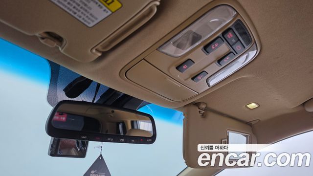 Kia Carnival Gasoline 9-Seater Hi-Limousine Noblesse Special 2019 — фото 18