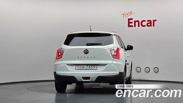 KG Mobility (SsangYong) Tivoli Armor Diesel LX 2WD 2017 — фото 4