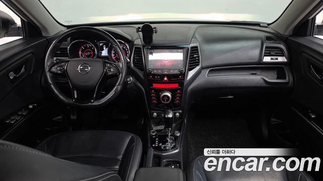 KG Mobility (SsangYong) Tivoli Armor Diesel LX 2WD 2017 — фото 7