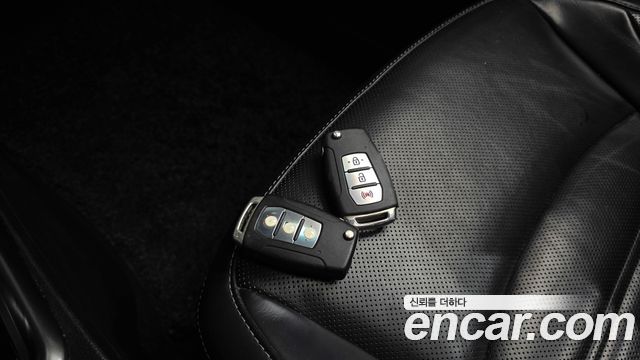KG Mobility (SsangYong) Tivoli Armor Diesel LX 2WD 2017 — фото 16
