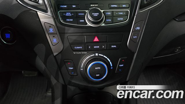 Hyundai Santa Fe (DM) Diesel(e-VGT) 2.0 2WD Premium 2013 — фото 18