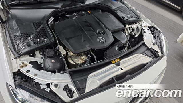 Mercedes-Benz C-Class (W205) C220 d 4MATIC 2021 — фото 6