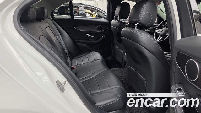 Mercedes-Benz C-Class (W205) C220 d 4MATIC 2021 — фото 12