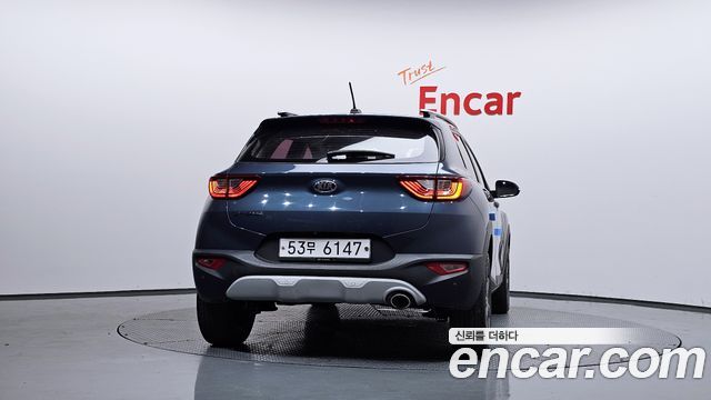 Kia Stonic Diesel 1.6 Prestige 2018 — фото 4